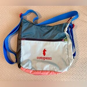 Cotopaxi Taal Convertible Tote - Del Día